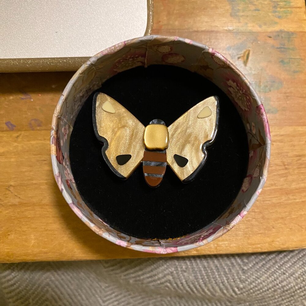 Erstwilder x Fleur Harris Forest Moth Resin Mini Brooch NWT (B)